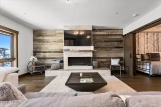 Photo #3: 260006945 Listing 