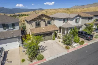 Photo #1: 260006952 Listing