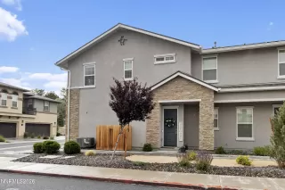 Photo #1: 260006955 Listing
