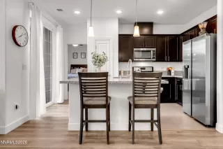 Photo #6: 260006955 Listing