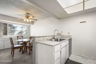 Photo #4: 260007079 Listing 