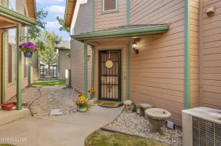 Photo #1: 260007115 Listing 
