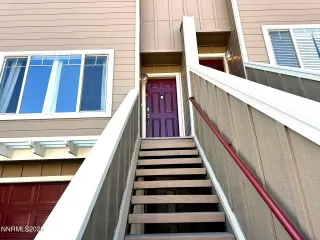 Photo #3: 260007135 Listing