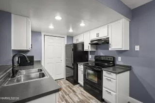 Photo #3: 260007201 Listing 