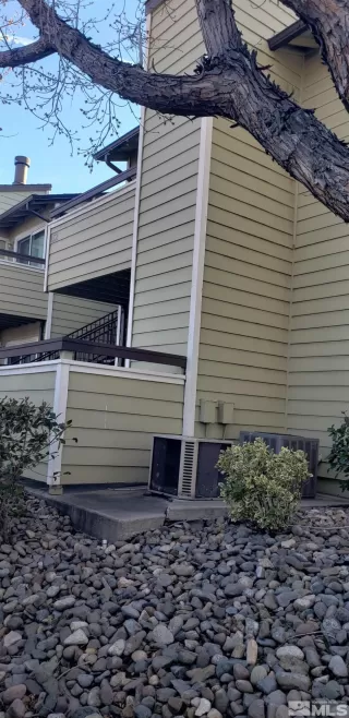 Photo #2: 260007217 Listing 