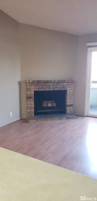 Photo #4: 260007217 Listing 
