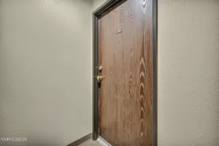 Photo #2: 260007344 Listing