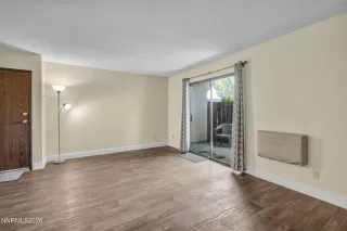 Photo #3: 260007344 Listing