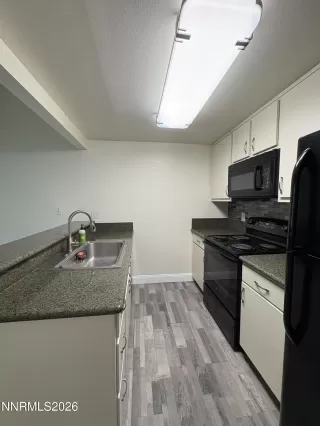 Photo #3: 260007392 Listing 