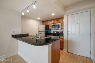 Photo #5: 260007399 Listing