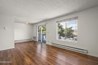 Photo #5: 260007445 Listing