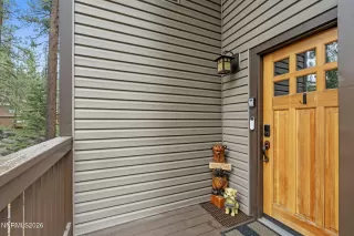 Photo #2: 260007462 Listing