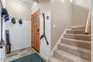 Photo #3: 260007462 Listing