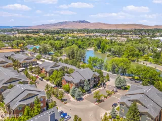 Photo #1: 260007463 Listing