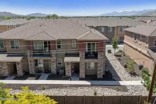 Photo #2: 260007466 Listing