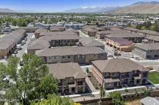 Photo #3: 260007466 Listing