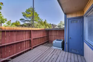 Photo #5: 260007545 Listing