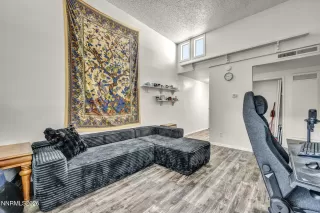 Photo #6: 260007594 Listing