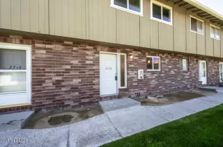 Photo #1: 260007609 Listing
