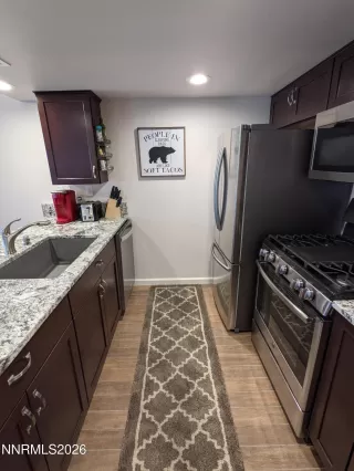 Photo #5: 260007615 Listing
