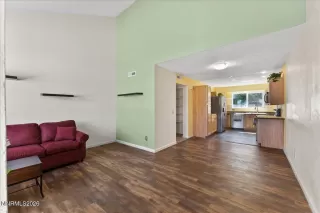 Photo #1: 260007698 Listing 