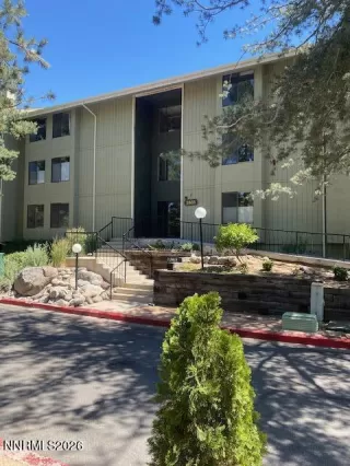 Photo #1: 260007703 Listing