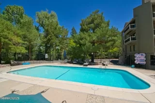 Photo #3: 260007703 Listing