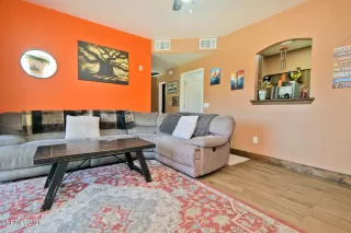 Photo #2: 260007719 Listing 