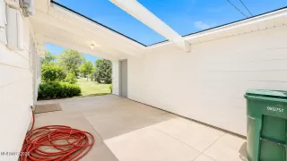 Photo #4: 260007732 Listing 