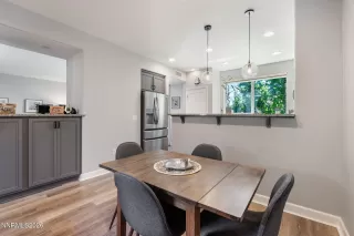 Photo #6: 260007746 Listing