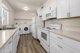 Photo #6: 260007750 Listing 