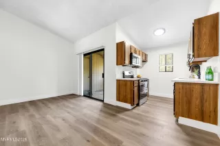 Photo #3: 260007835 Listing