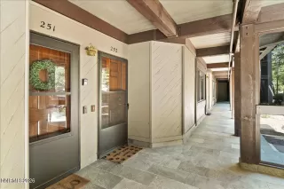 Photo #5: 260007836 Listing 