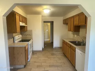 Photo #5: 260007871 Listing