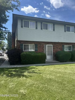 More Details about MLS # 260007876 : 396 SMITHRIDGE PARK
