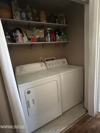 Photo #5: 260007876 Listing