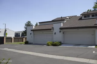 Photo #3: 260007901 Listing 