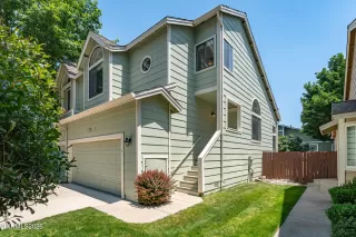Photo #1: 260007989 Listing