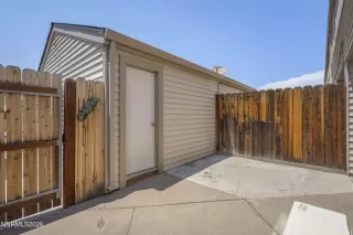 Photo #2: 260007991 Listing