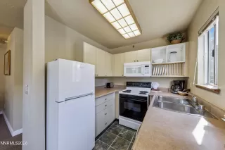 Photo #6: 260007999 Listing
