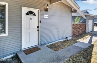 Photo #2: 260008008 Listing