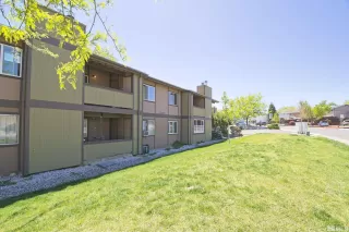 Photo #1: 260008015 Listing