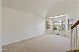Photo #3: 260008071 Listing