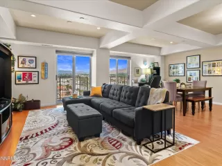Photo #4: 260008075 Listing 