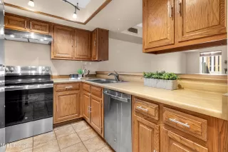 Photo #4: 260008142 Listing 