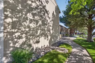 Photo #3: 260008188 Listing 