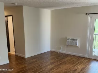 Photo #4: 260008192 Listing 