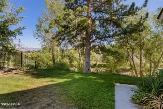 Photo #2: 260008199 Listing 