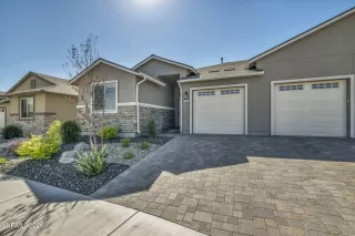 Photo #2: 260008210 Listing 