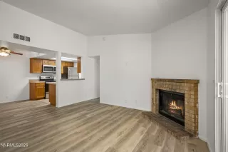 Photo #4: 260008224 Listing 